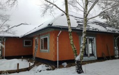 E-134 Mały dom z poddaszem użytkowym z garażem dwustanowiskowym - budowa